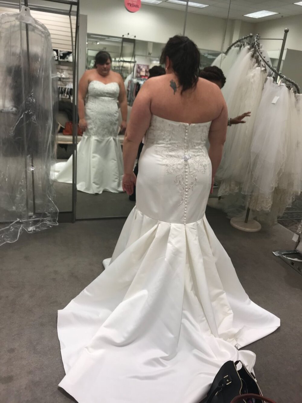 Wedding Dress - never been worn, only tried on! - Picture 5 of 6